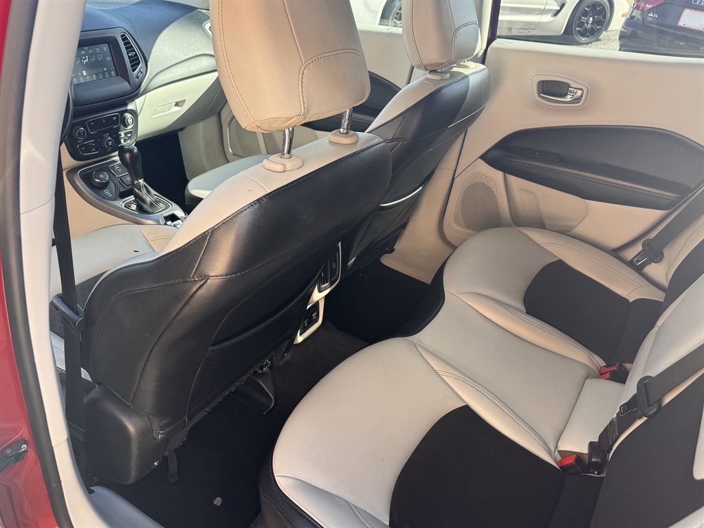 2019 Jeep Compass Latitude photo