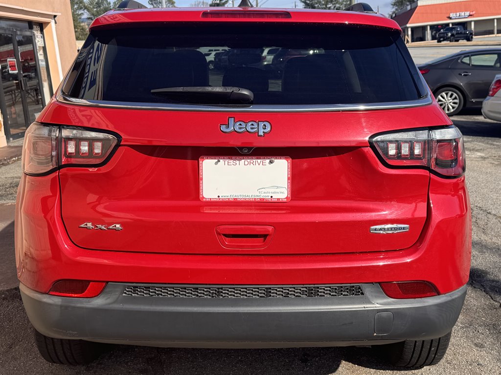 2019 Jeep Compass Latitude photo