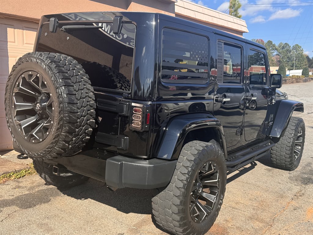 2016 Jeep Wrangler Unlimited Sahara photo