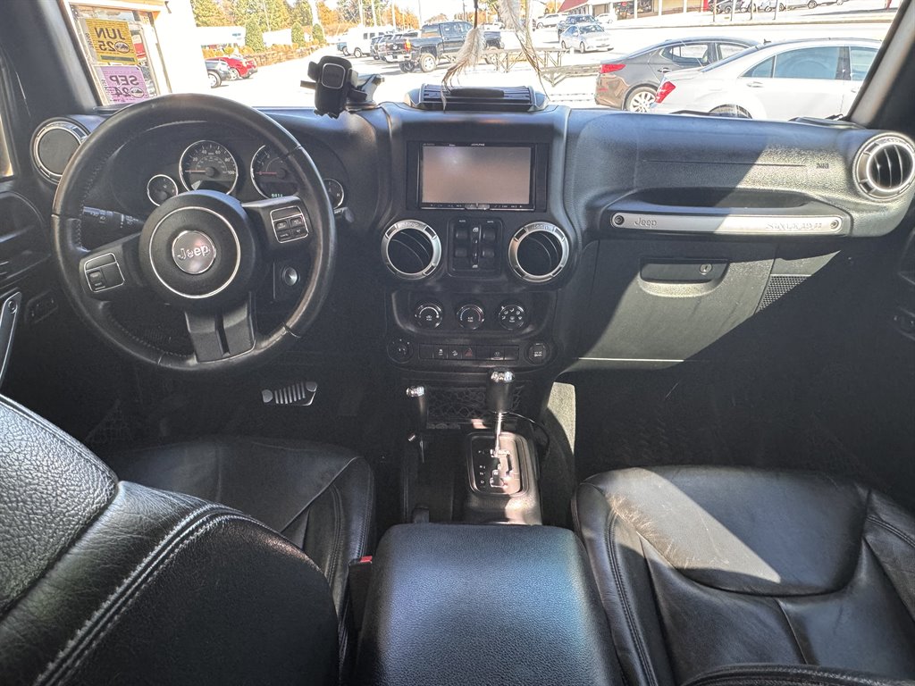 2016 Jeep Wrangler Unlimited Sahara photo