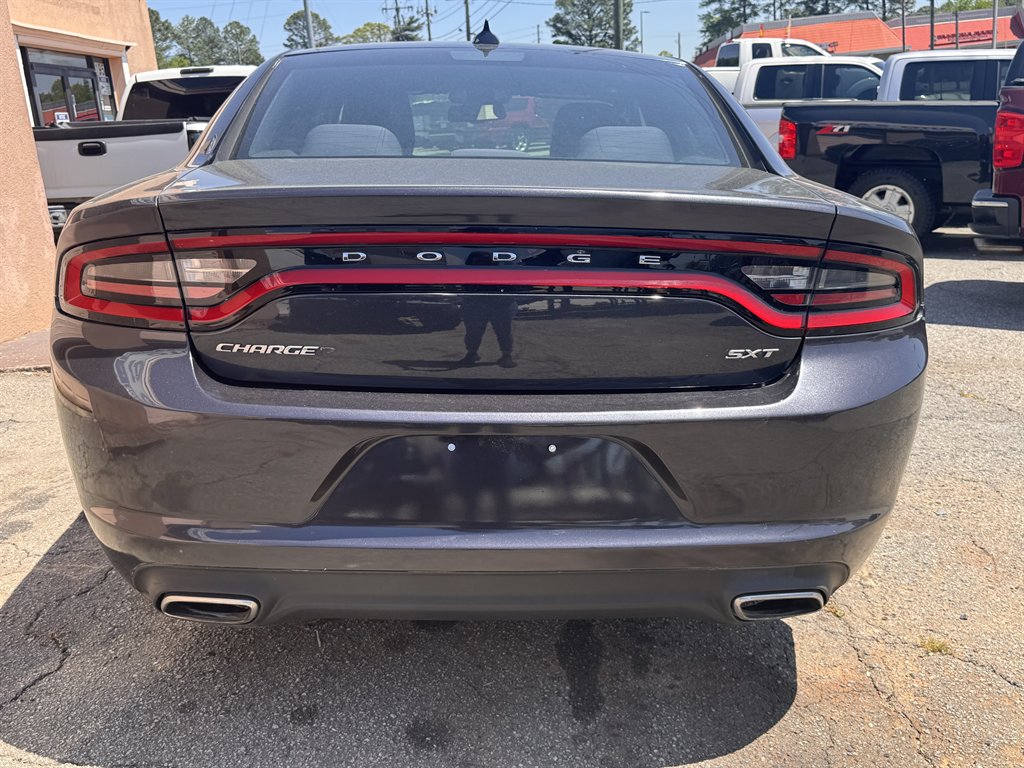 2016 Dodge Charger SXT photo