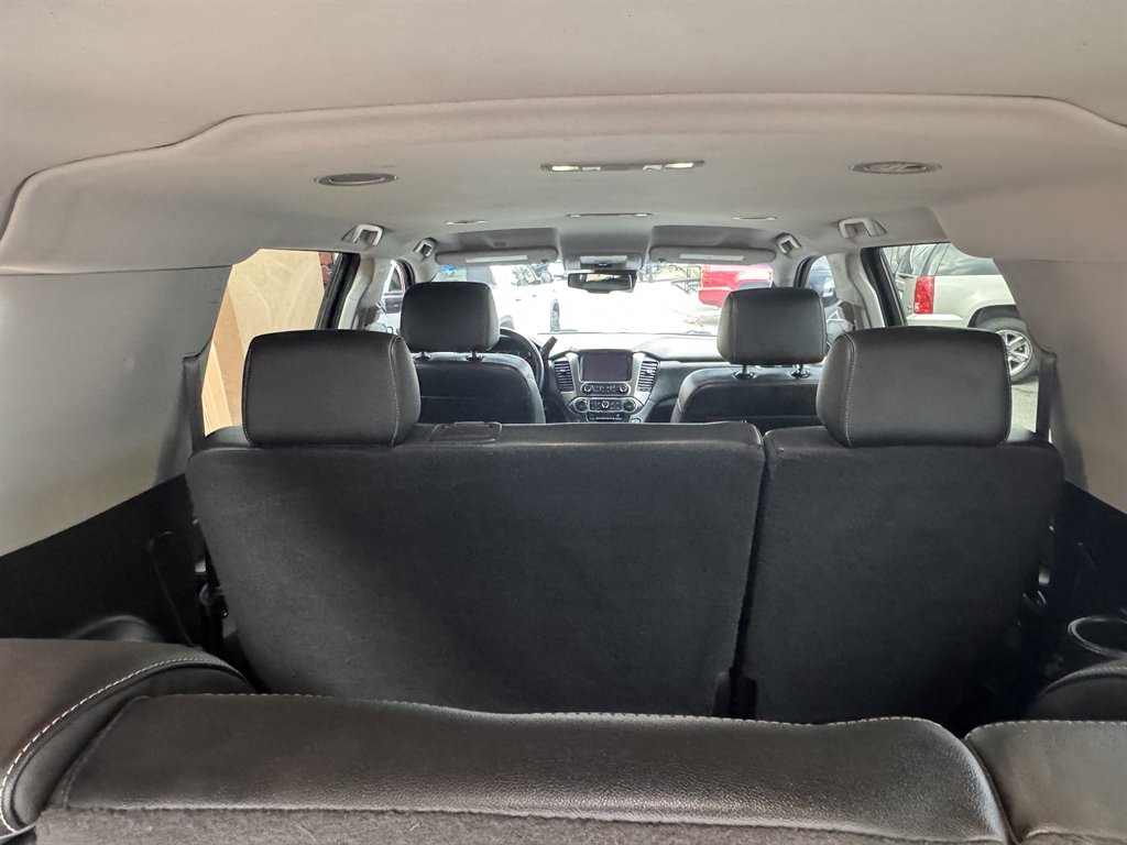 2017 Chevrolet Suburban 1500 LT photo
