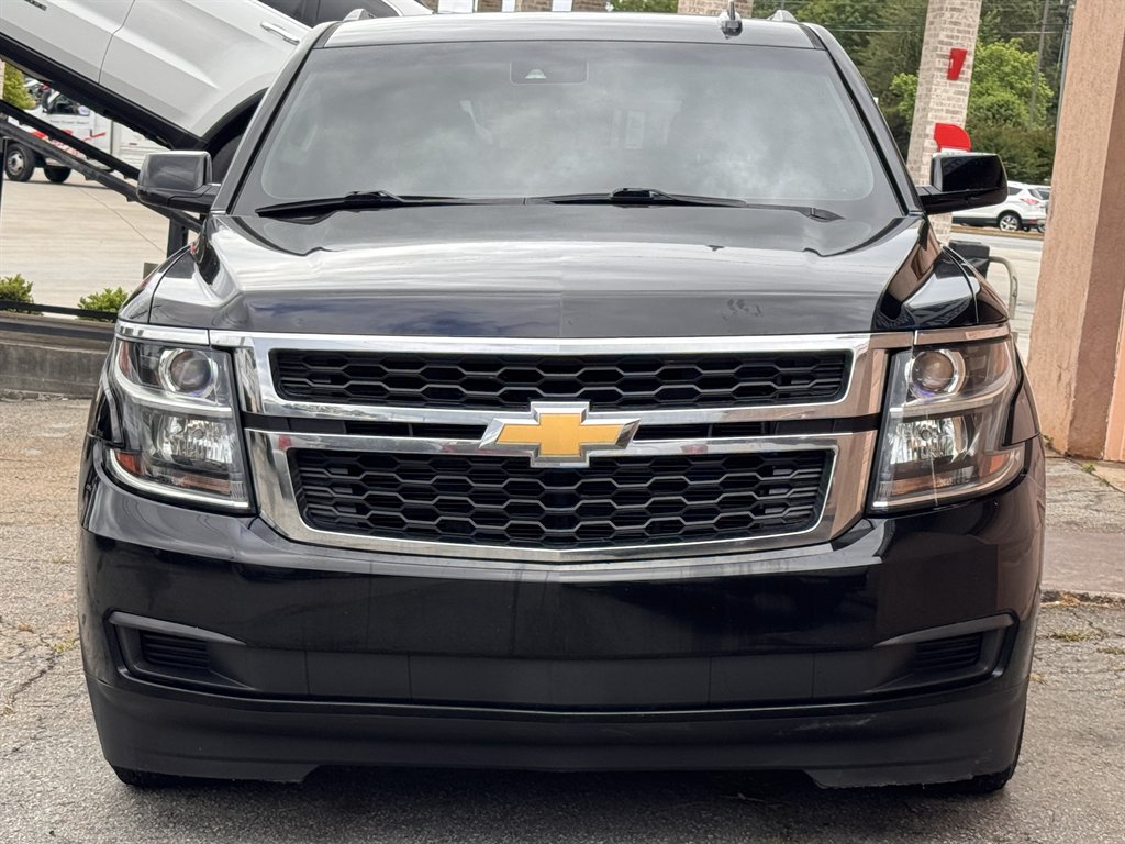 2017 Chevrolet Suburban 1500 LT photo