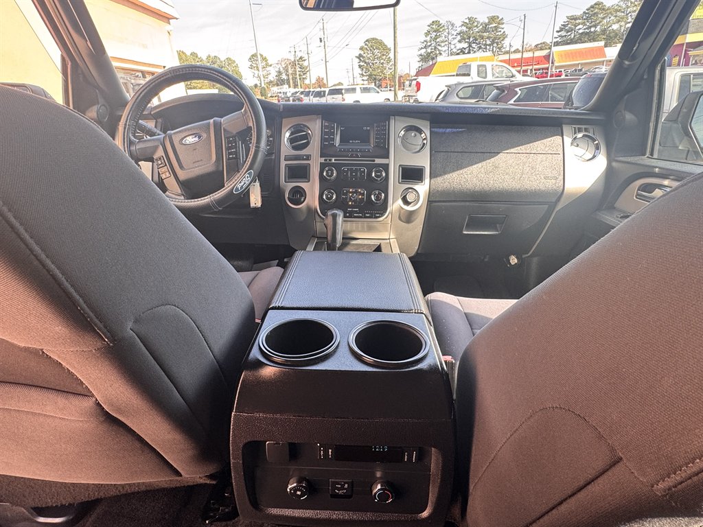 2015 Ford Expedition - $12,900