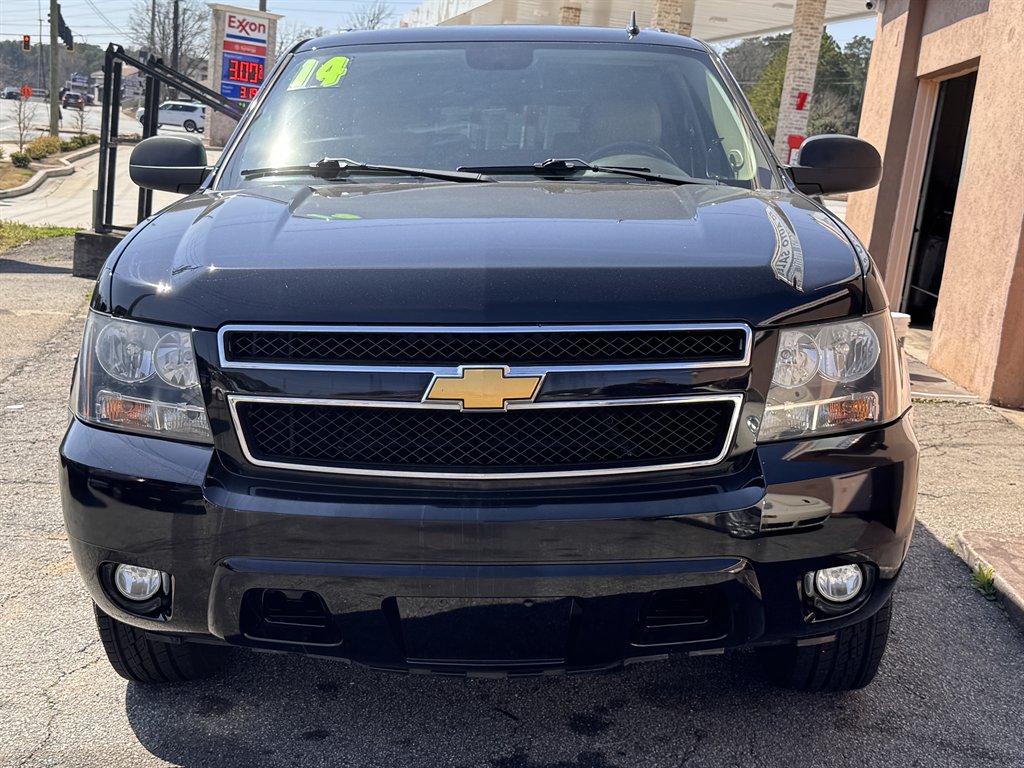 2014 Chevrolet Suburban - $12,900
