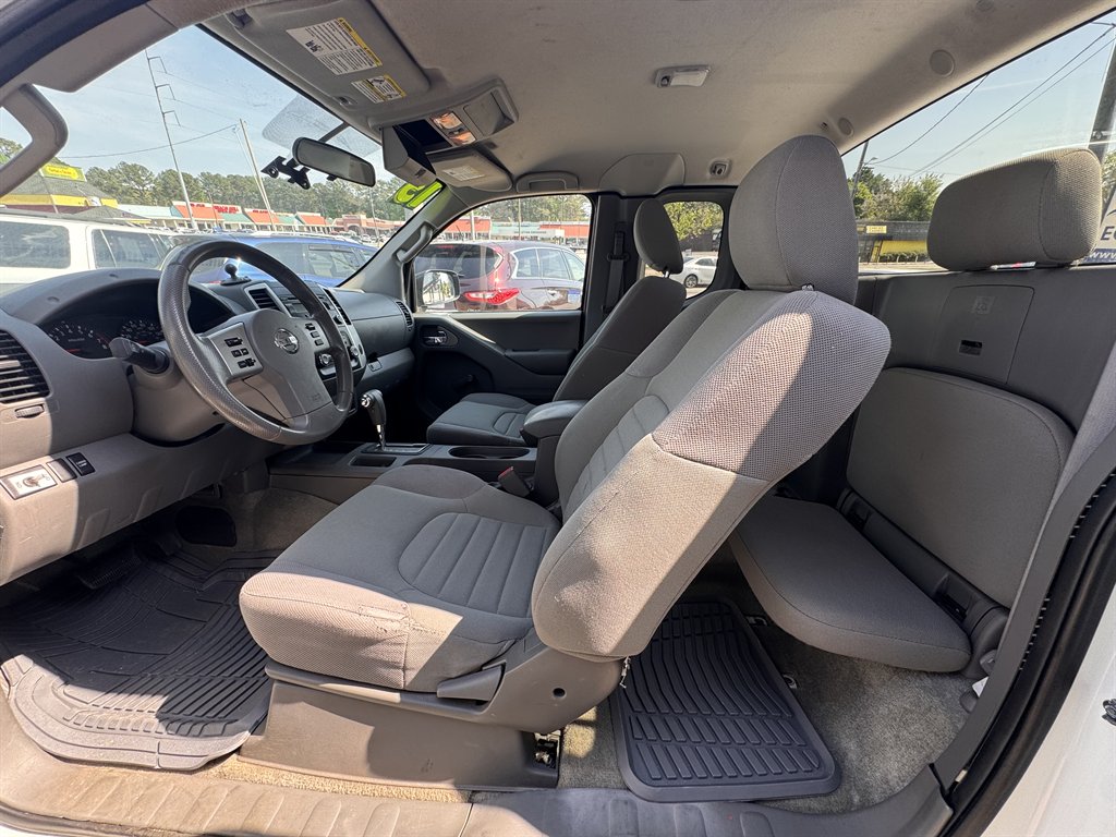2015 Nissan Frontier - $9,800