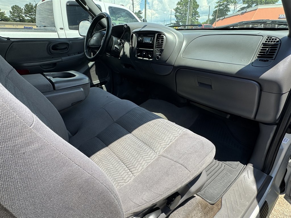 2003 Ford F-150 - $6,900