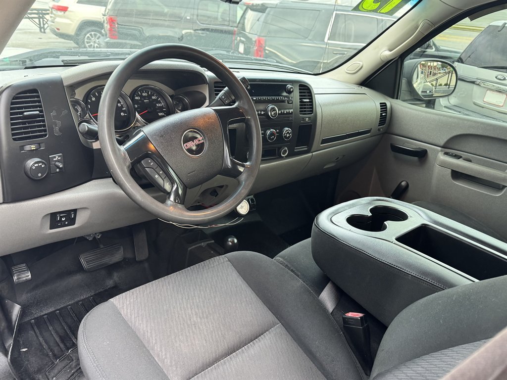 2013 GMC Sierra - $13,900