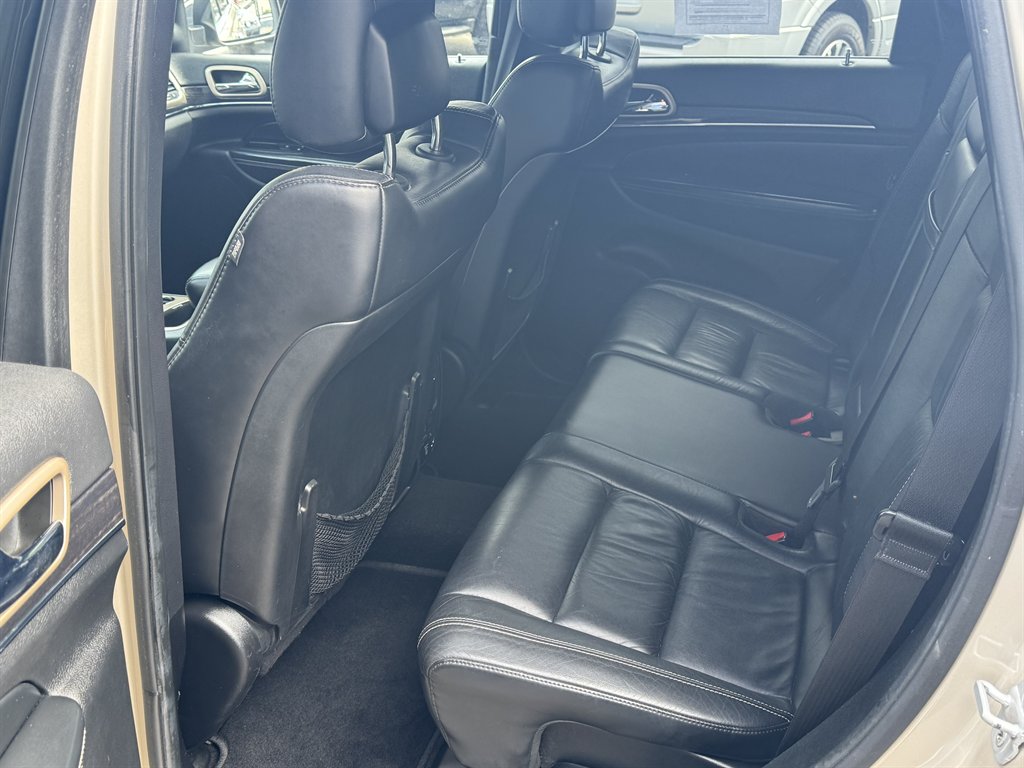2014 Jeep Cherokee - $10,900