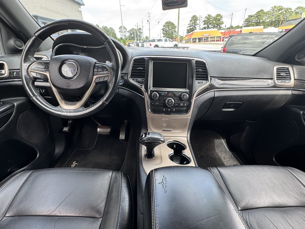 2014 Jeep Cherokee - $10,900