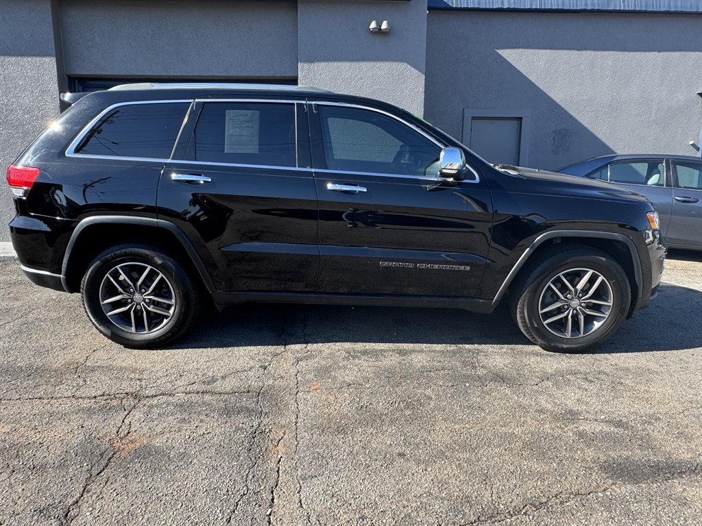 2018 Jeep Cherokee - $11,900