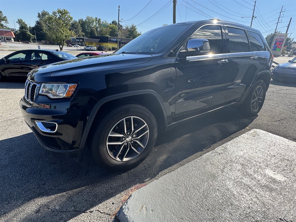 2018 Jeep Cherokee - $11,900