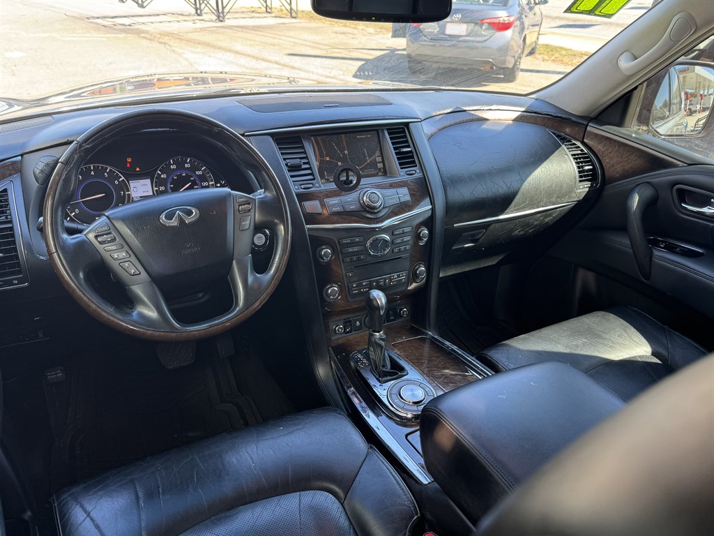 2011 INFINITI QX56 - $6,900