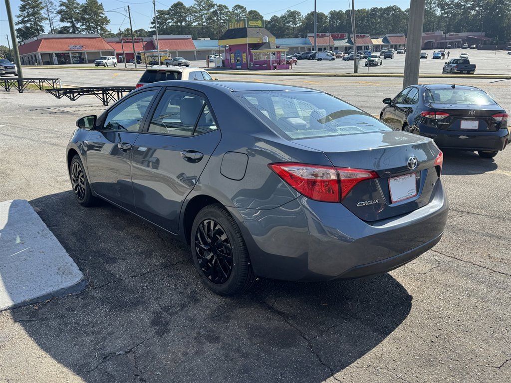 2018 Toyota Corolla - $10,900