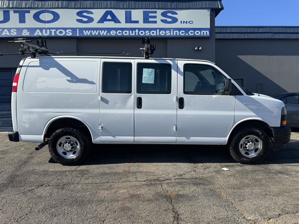 2021 Chevrolet Express - $16,900