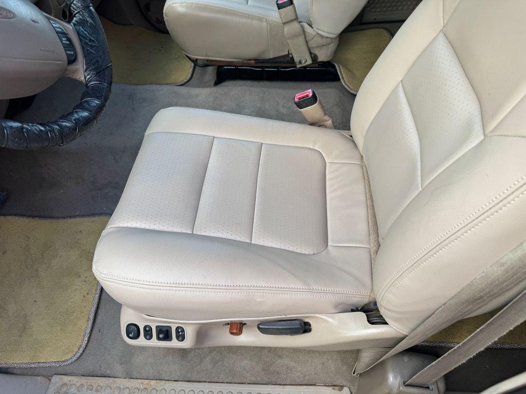 2001 Ford F-250 - $10,000