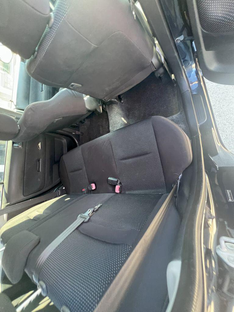 2005 Scion xB photo