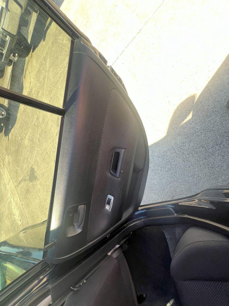 2005 Scion xB photo