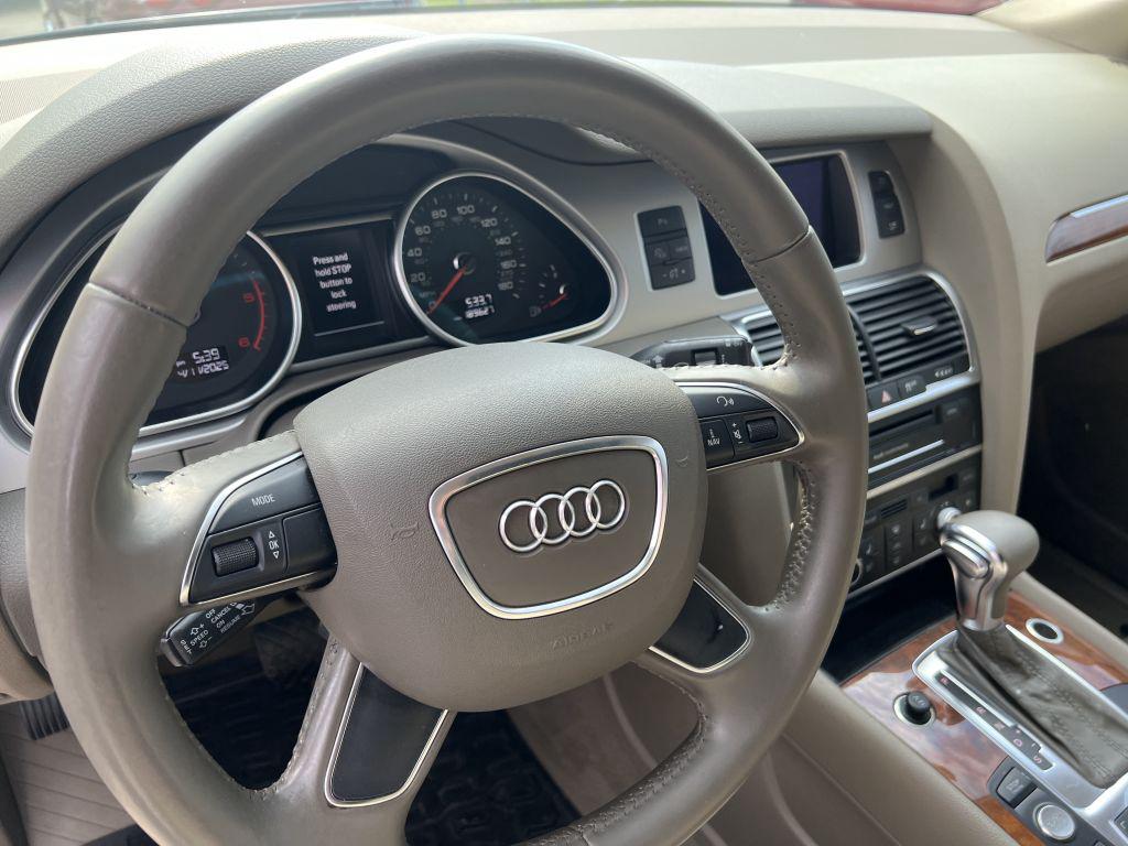 2013 Audi Q7 3.0 quattro TDI Prestige photo