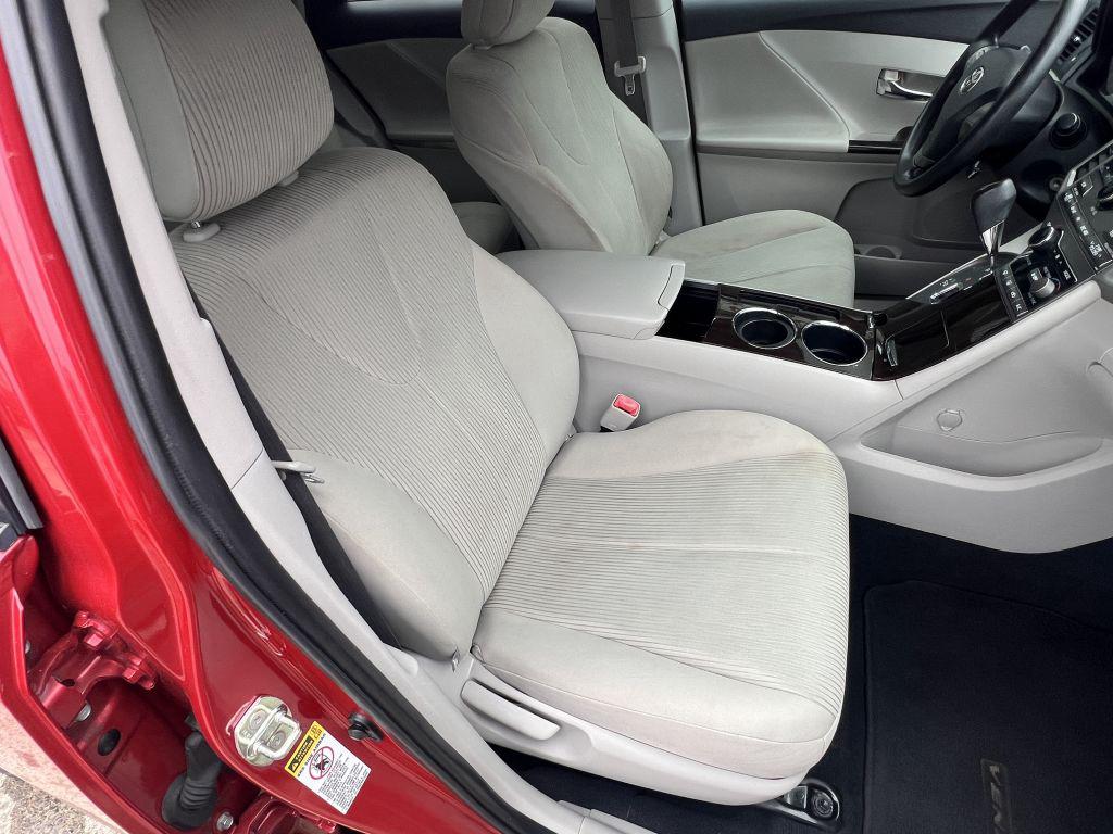 2009 Toyota Venza photo