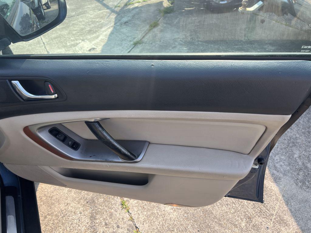2006 Subaru Outback 2.5 XT Limited photo