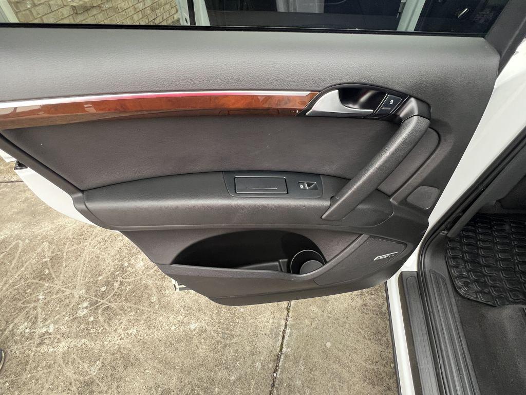 2012 Audi Q7 3.0 quattro TDI Premium Plus photo