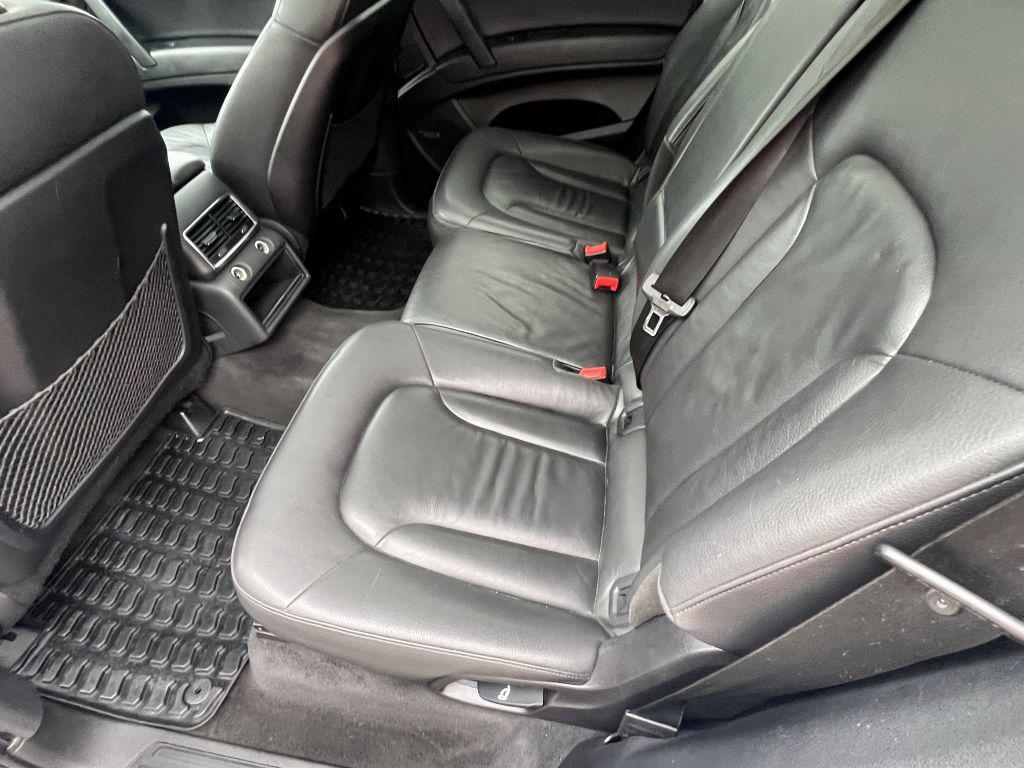 2012 Audi Q7 3.0 quattro TDI Premium Plus photo