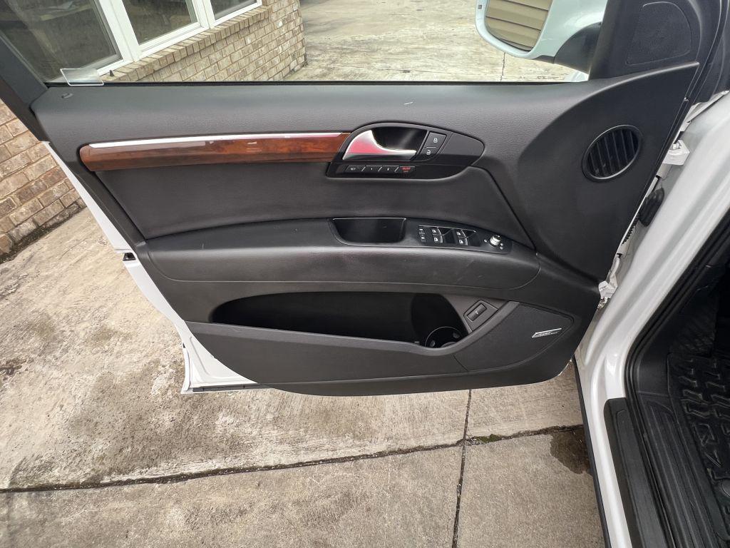 2012 Audi Q7 3.0 quattro TDI Premium Plus photo