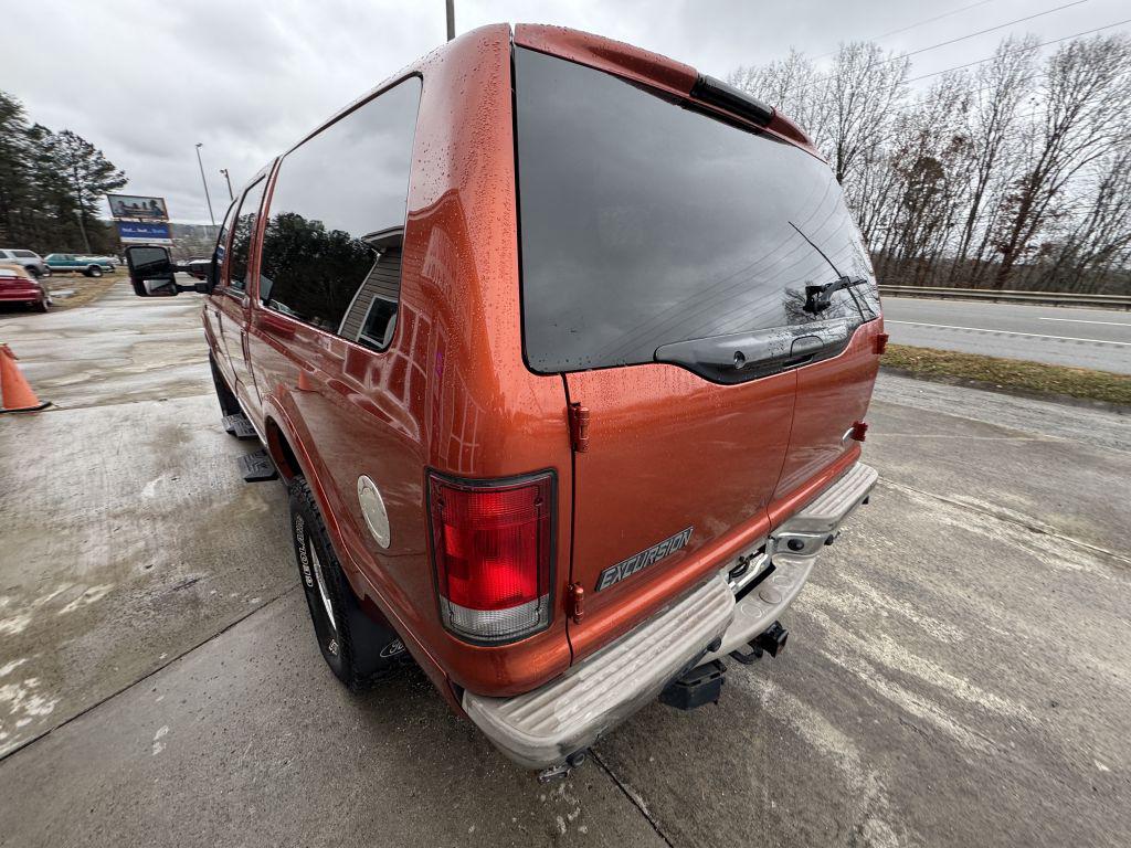 2002 Ford Excursion - $17,000