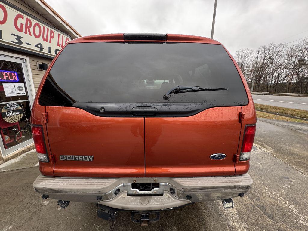 2002 Ford Excursion - $17,000