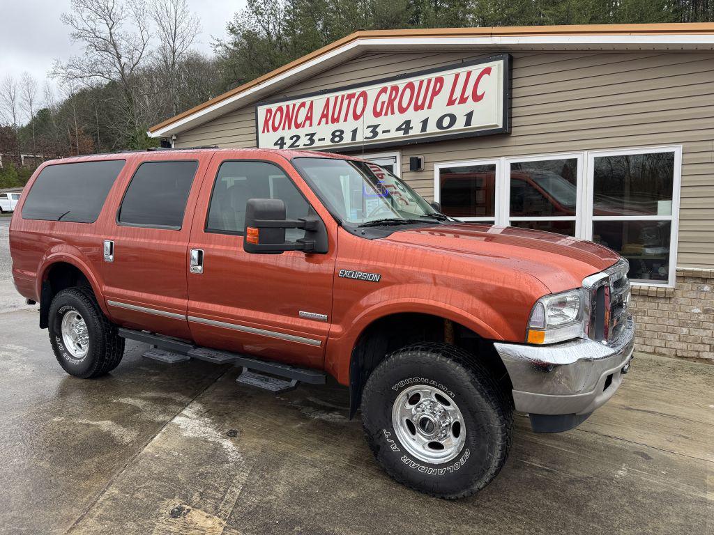 2002 Ford Excursion - $17,000