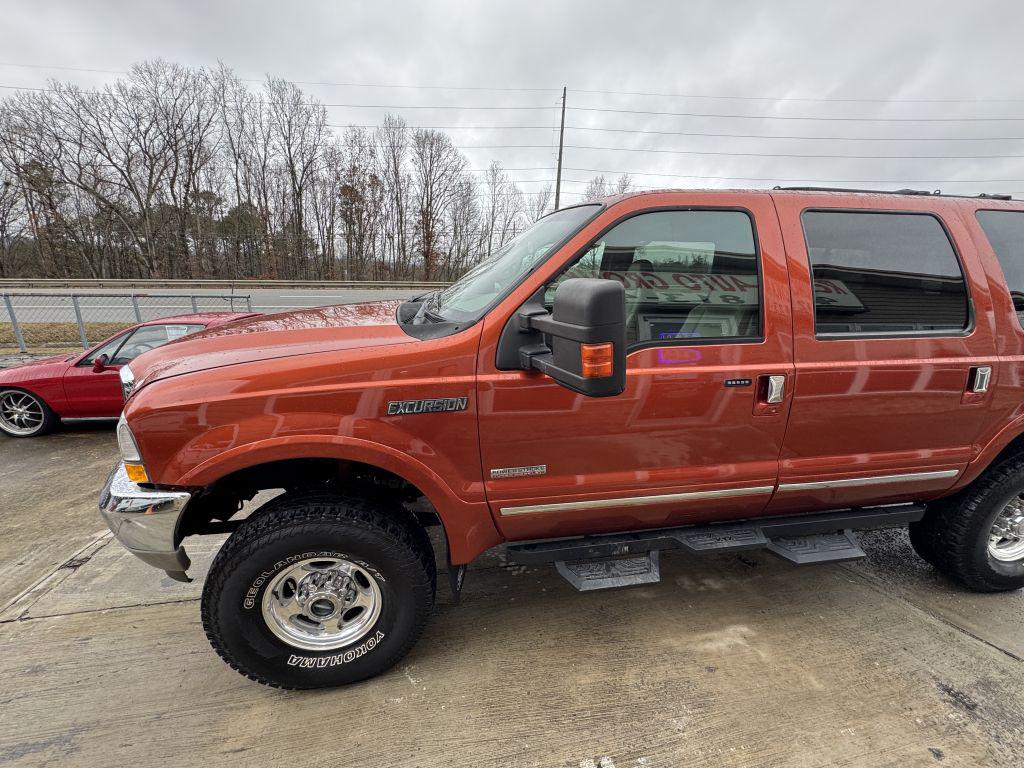 2002 Ford Excursion - $17,000