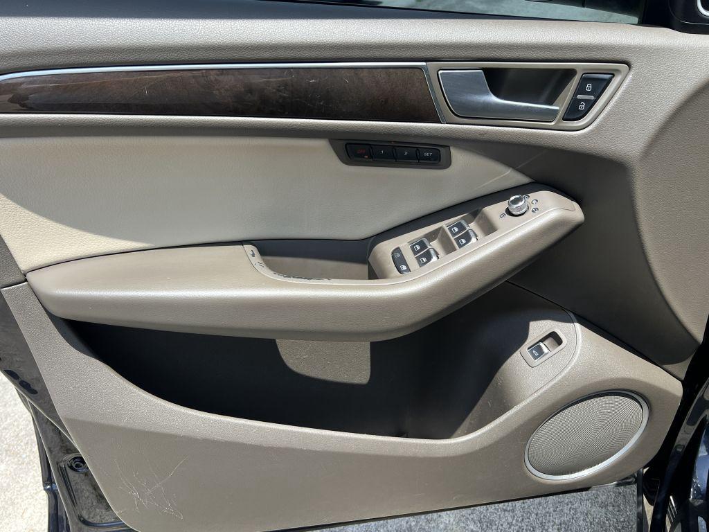 2014 Audi Q5 - $9,500
