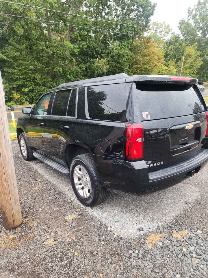 2015 Chevrolet Tahoe - $13,500
