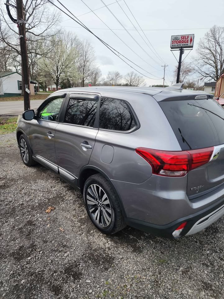 2019 Mitsubishi Outlander - $8,500