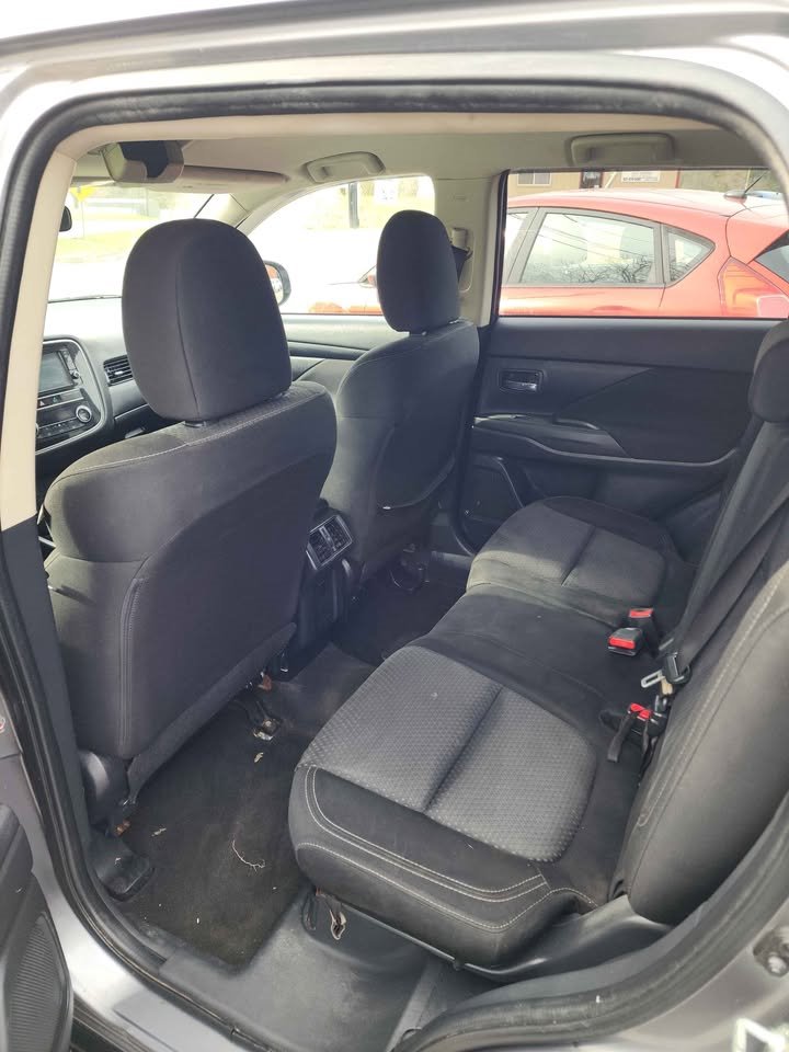 2019 Mitsubishi Outlander - $8,500
