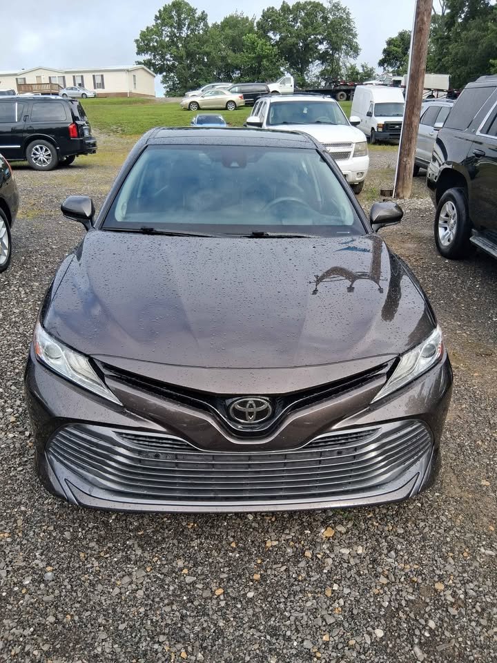 2018 Toyota Camry - $13,500