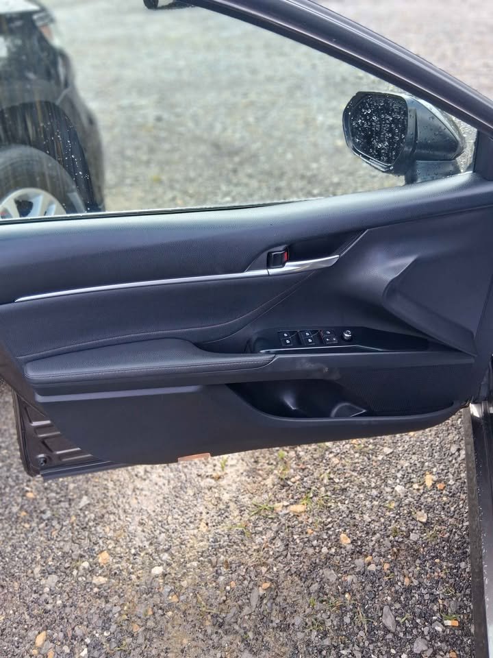 2018 Toyota Camry - $13,500