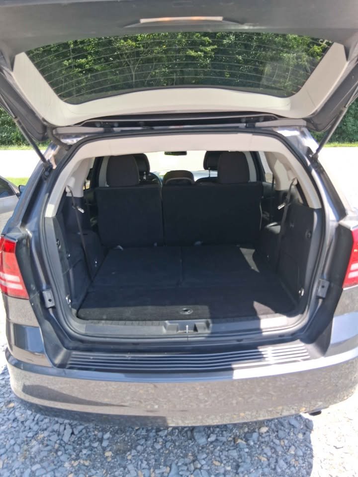 2018 Dodge Journey - $9,995