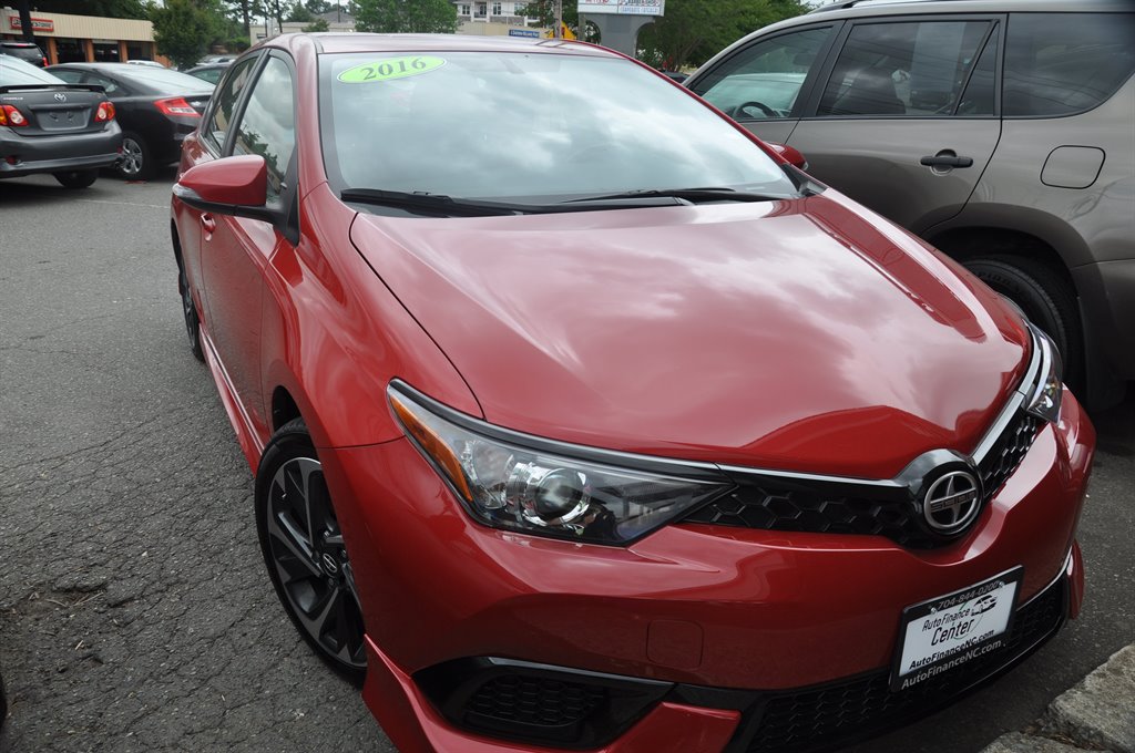 2016 Toyota Scion Im