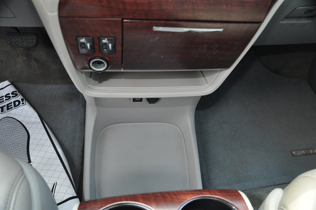 2011 Toyota Sienna