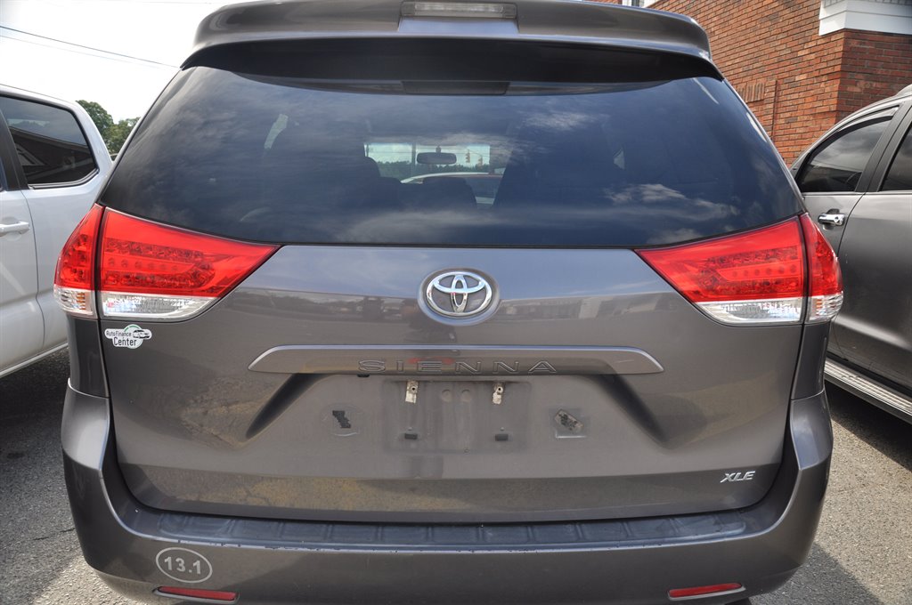 2011 Toyota Sienna
