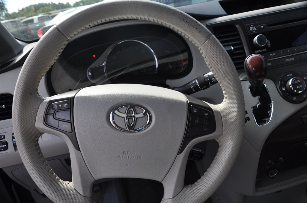 2011 Toyota Sienna