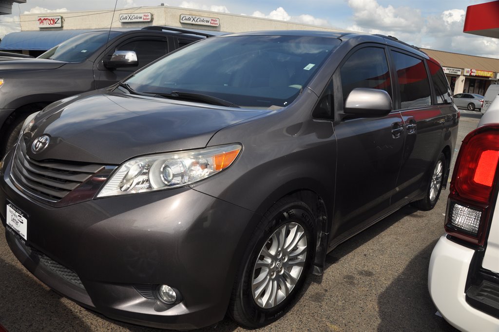2011 Toyota Sienna