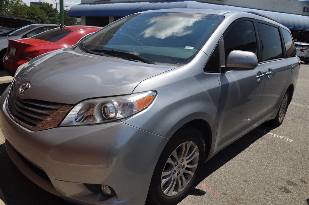 2017 Toyota Sienna