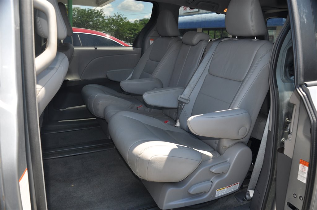 2017 Toyota Sienna