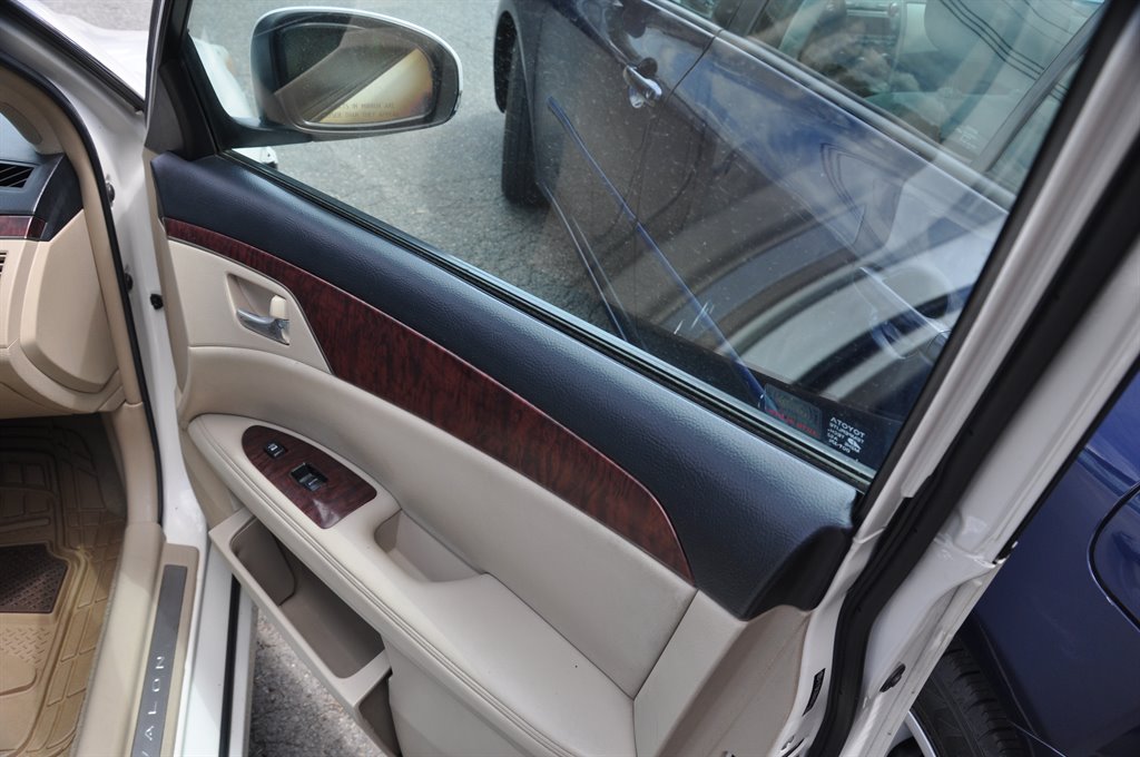 2011 Toyota Avalon
