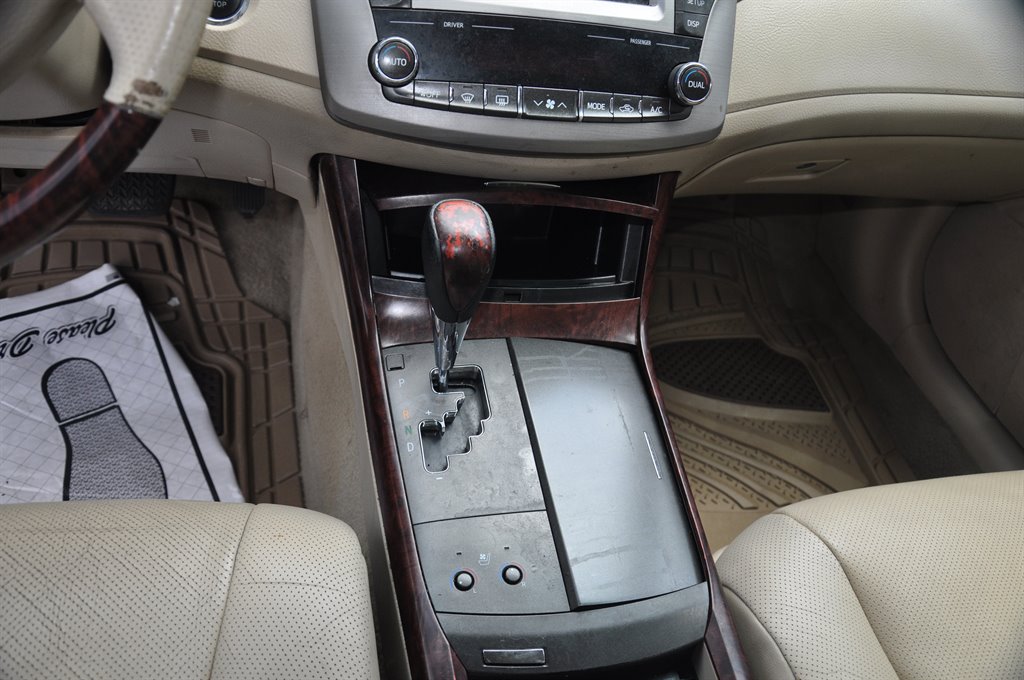 2011 Toyota Avalon