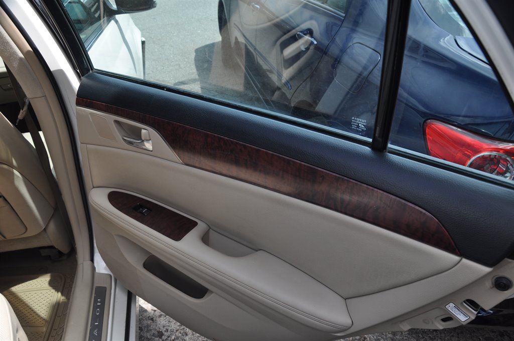 2011 Toyota Avalon
