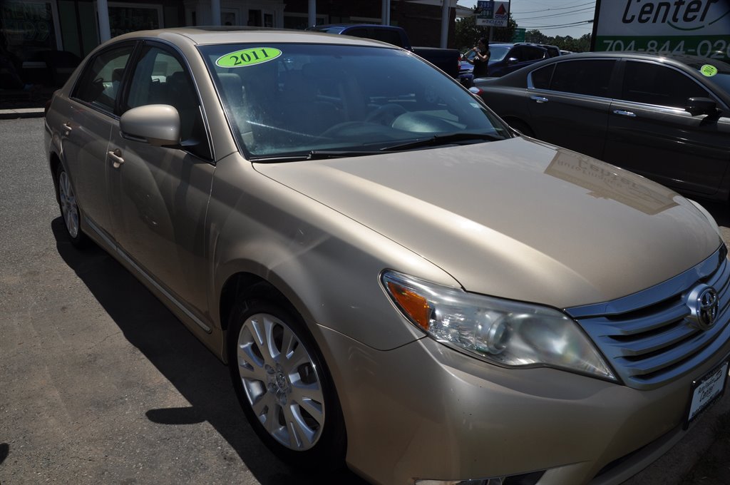 2011 Toyota Avalon